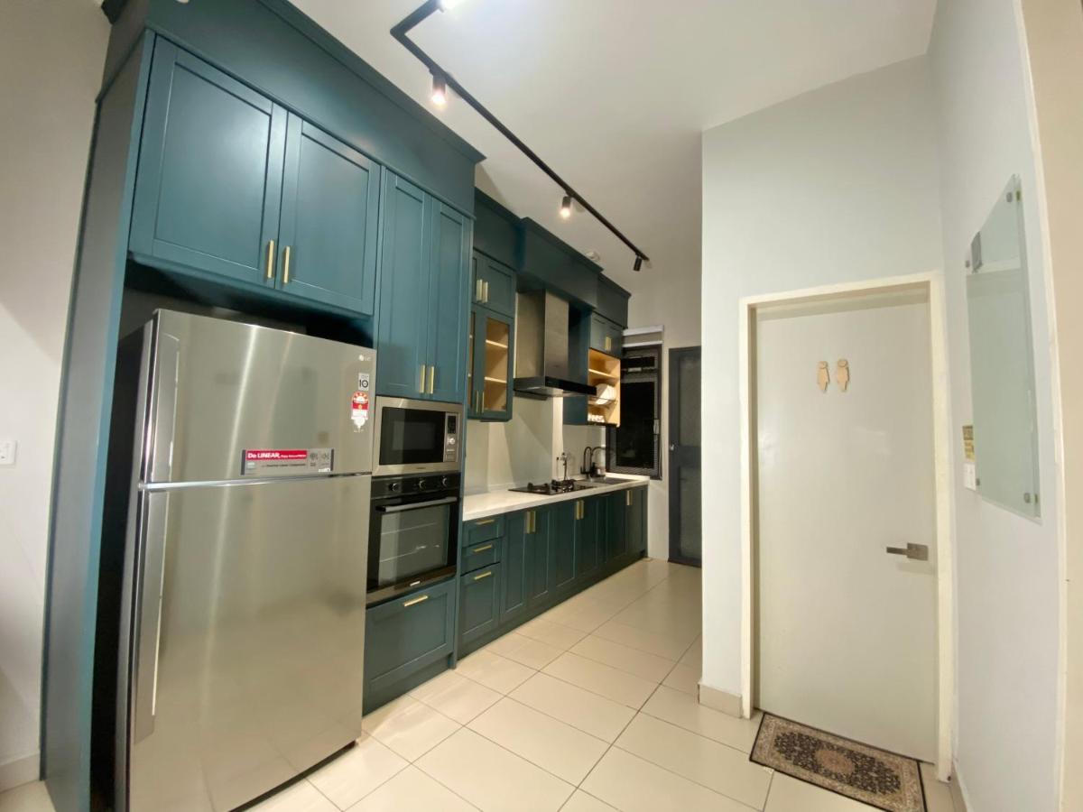 Luxury 2-Storey Terrace House Near Ioi City Mall Putrajaya Exterior foto